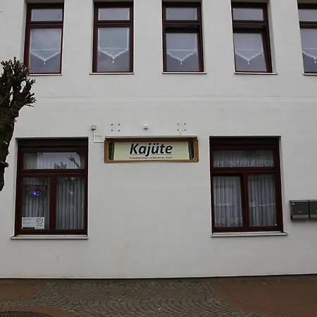 Kajuete 3* בראקה